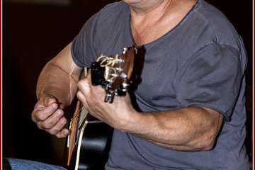 Cuatro cantautores animan la noche del viernes en La Garita/TA e Ildefonso Rodríguez.
